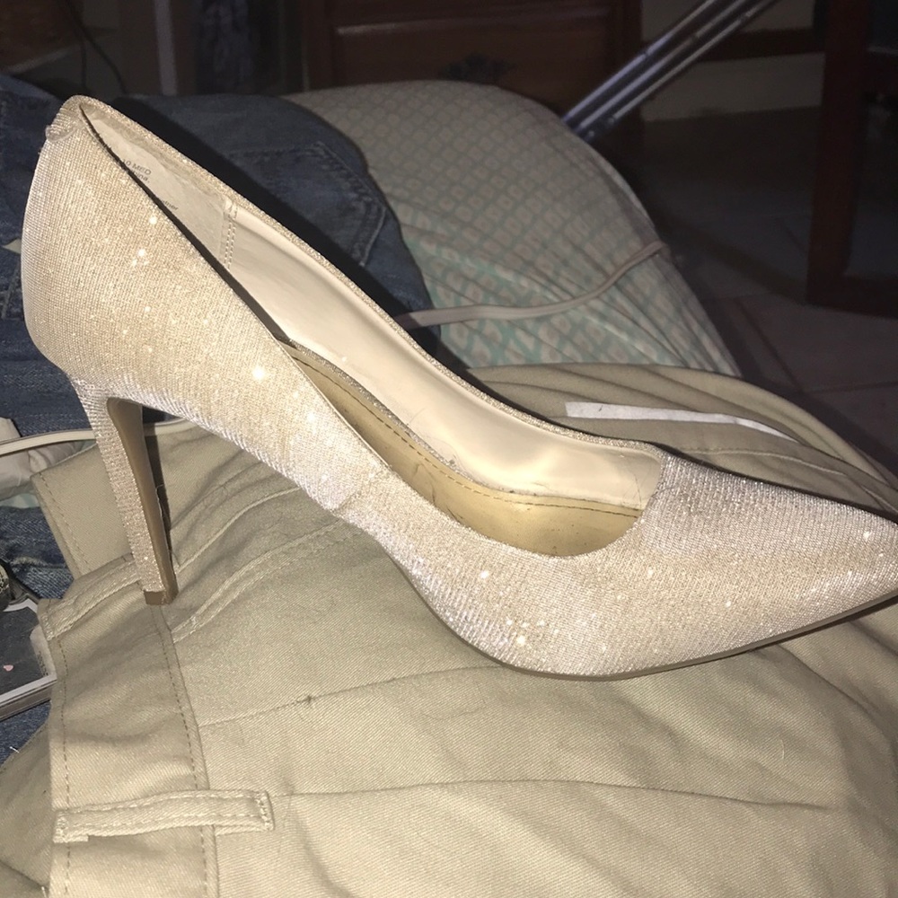 Jennifer Lopez heels